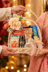 hamper_image_4_gifting_scene