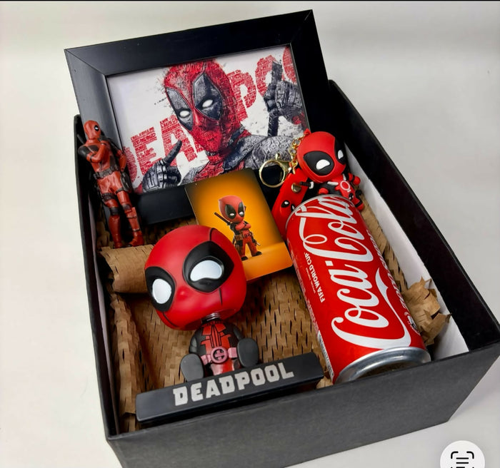 0050 Ultimate Deadpool Collectibles & Action Figure Gift Box