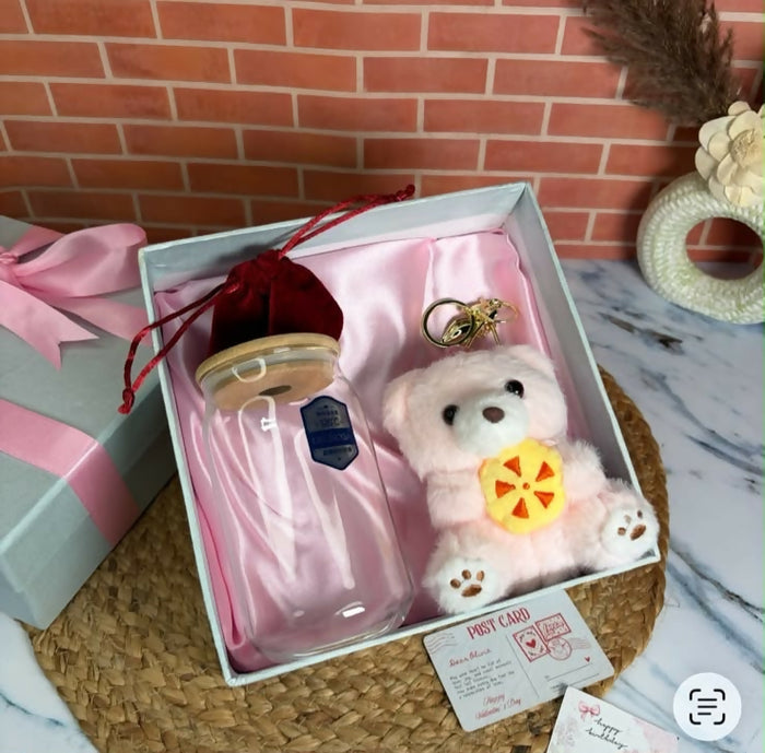 0050 A Charming & Thoughtful Gift Set for Everyday Smiles