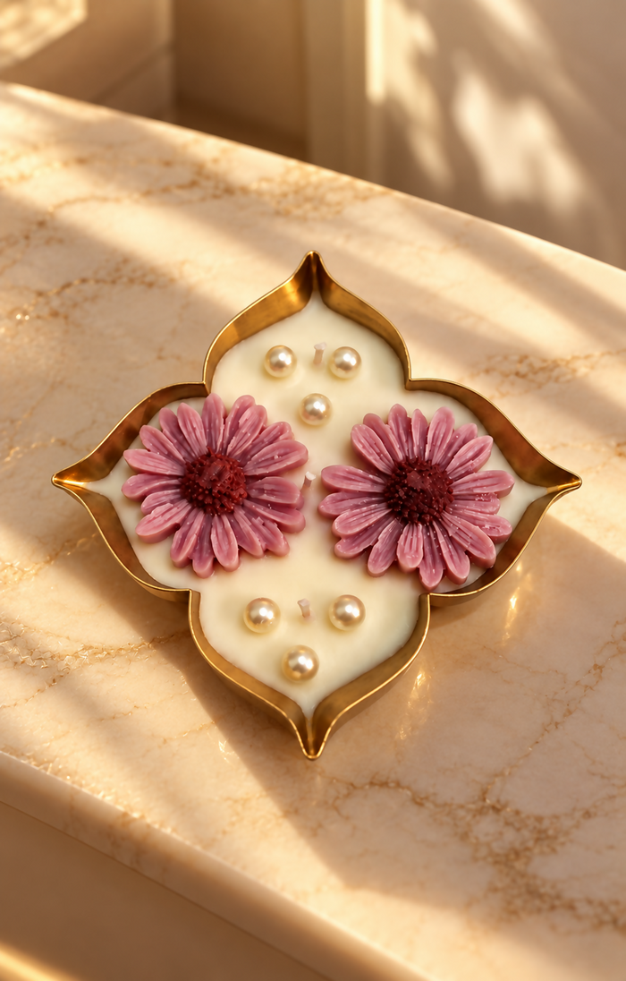 Floral Pearl Tray Candle