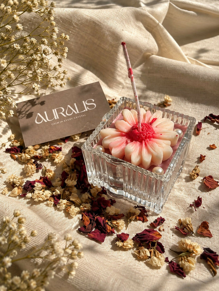 Auralis Pearl-Embellished Daisy Glass Candle